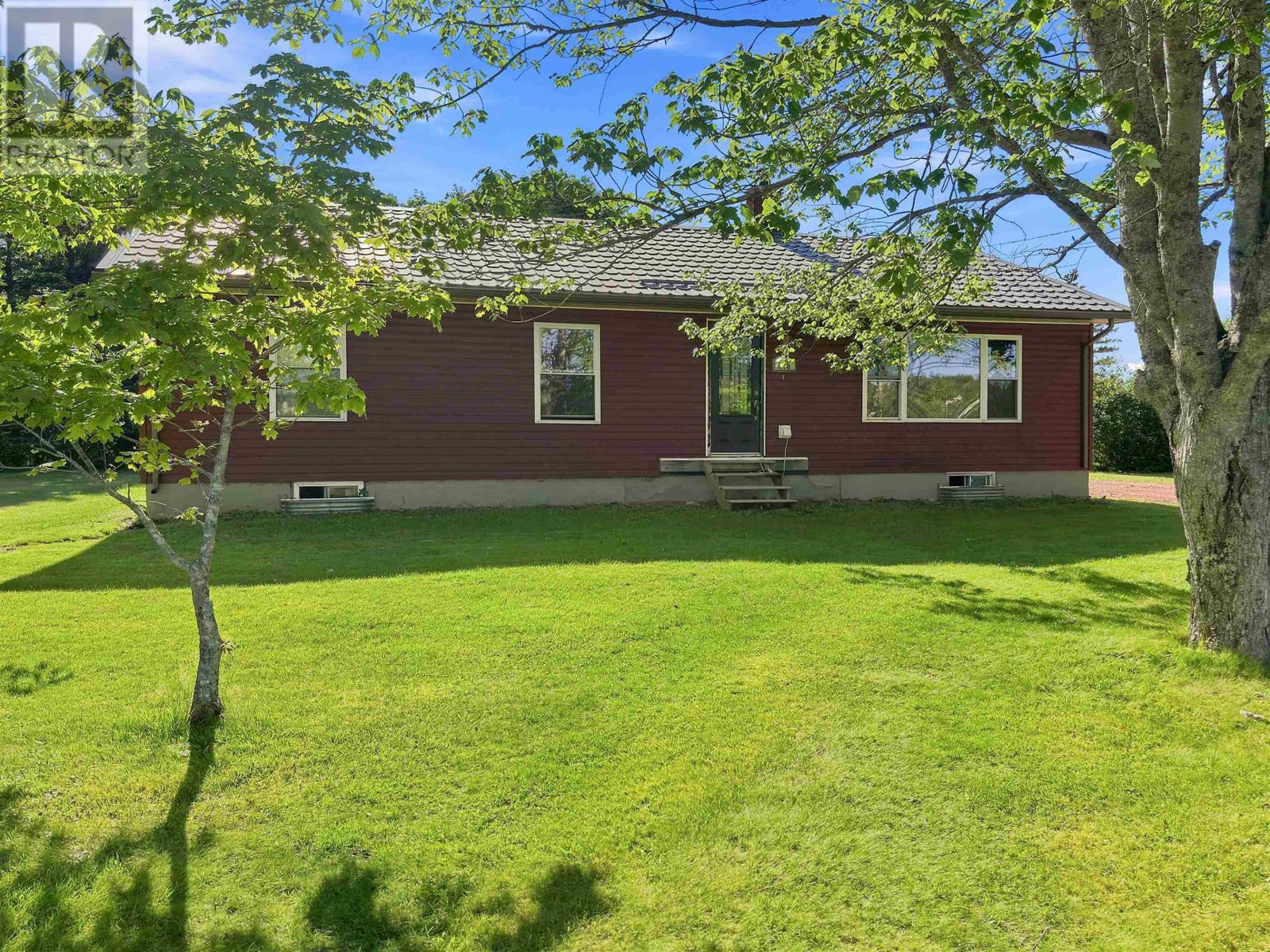 119 Pier Road Property Photo 2