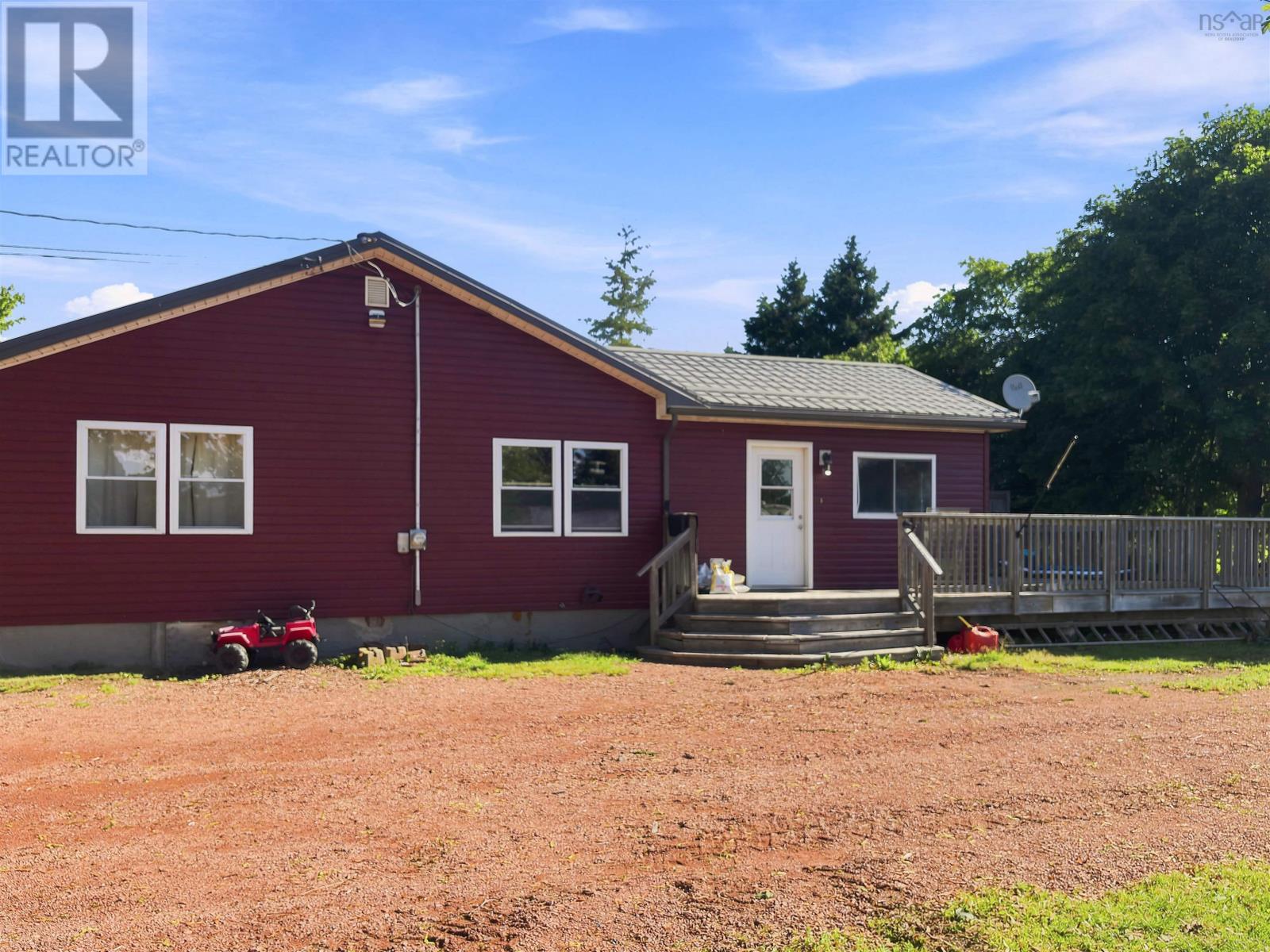 119 Pier Road Property Photo 6