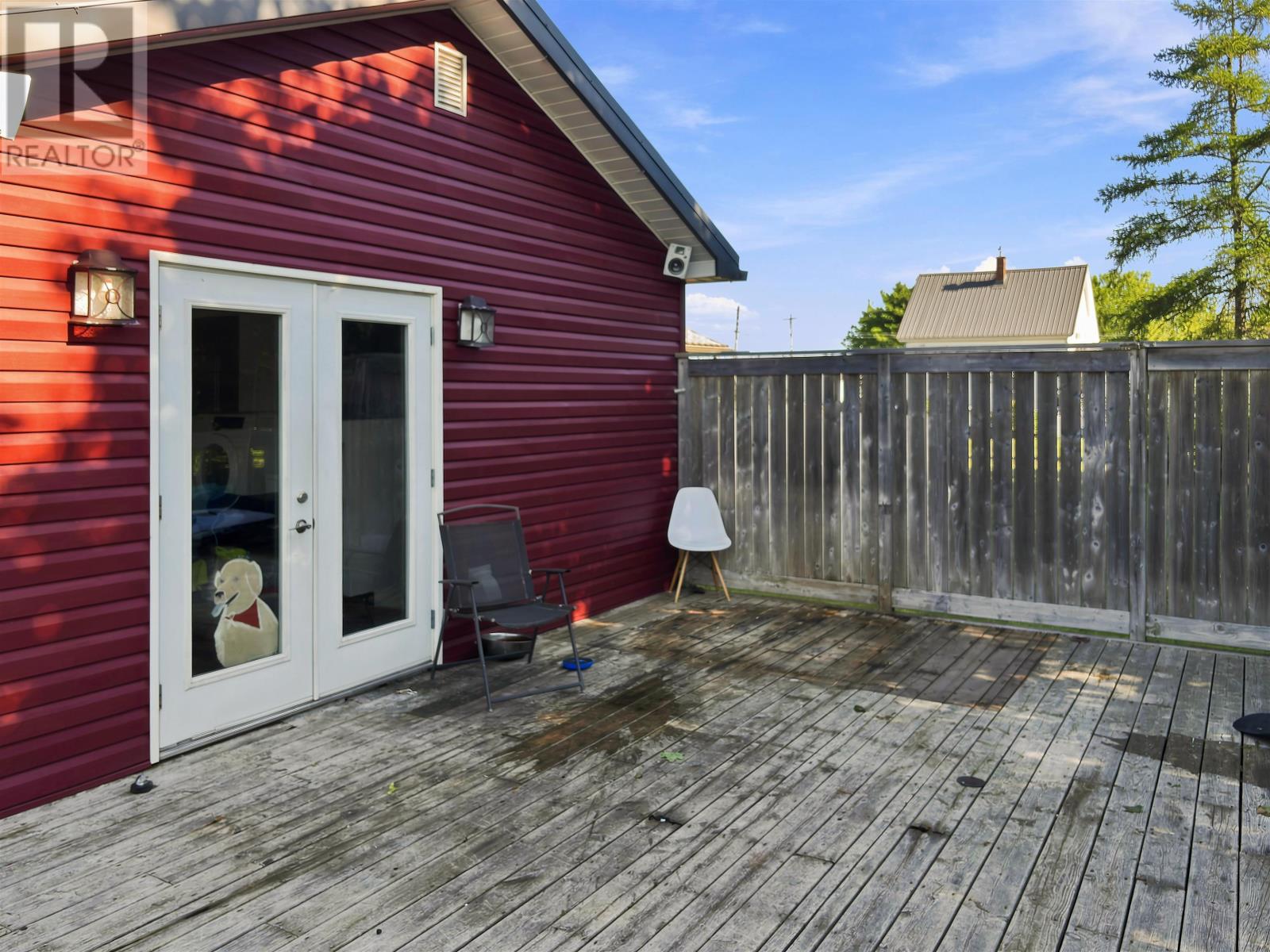 119 Pier Road Property Photo 7