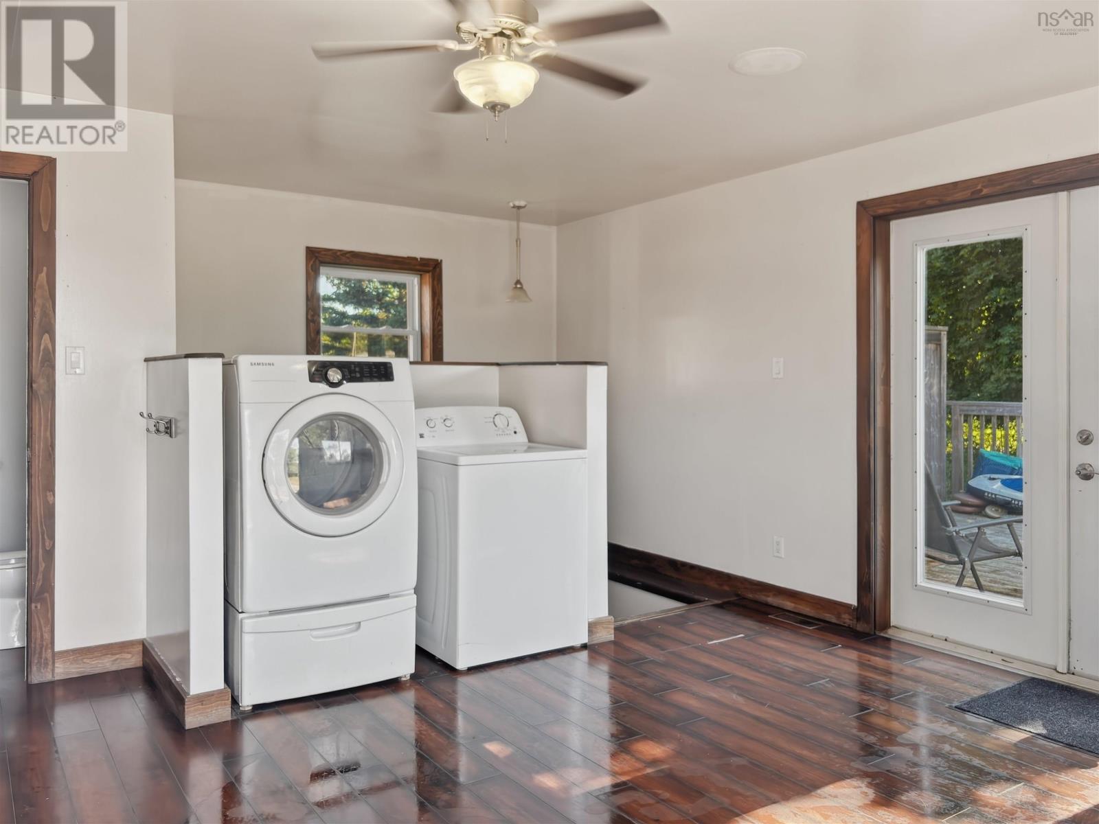 119 Pier Road Property Photo 17