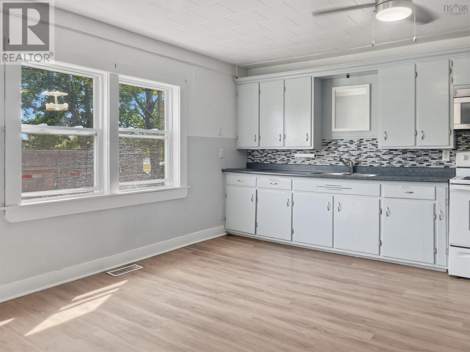 119 Pier Road Property Photo 19