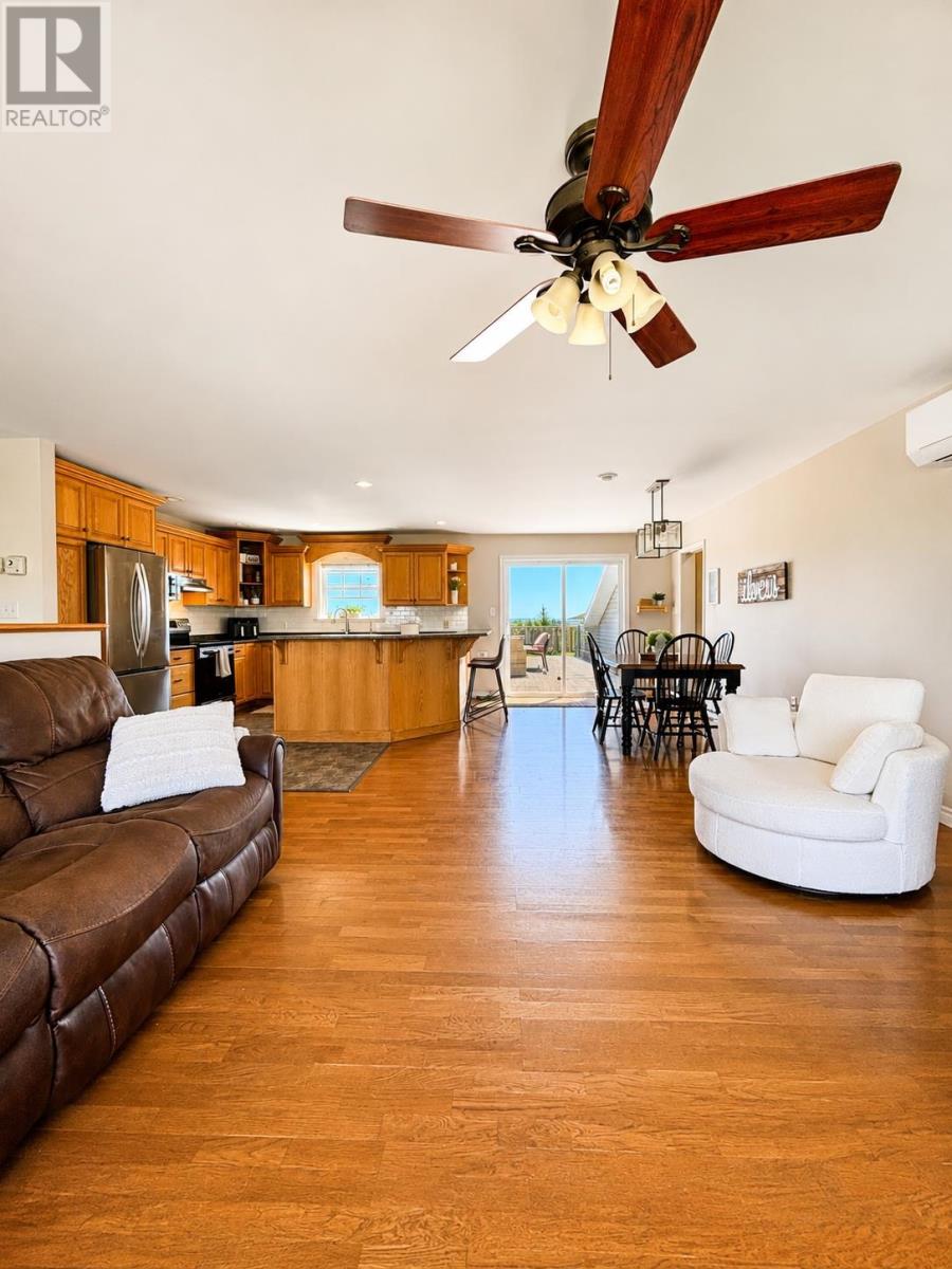 207 North Drive Property Photo 13