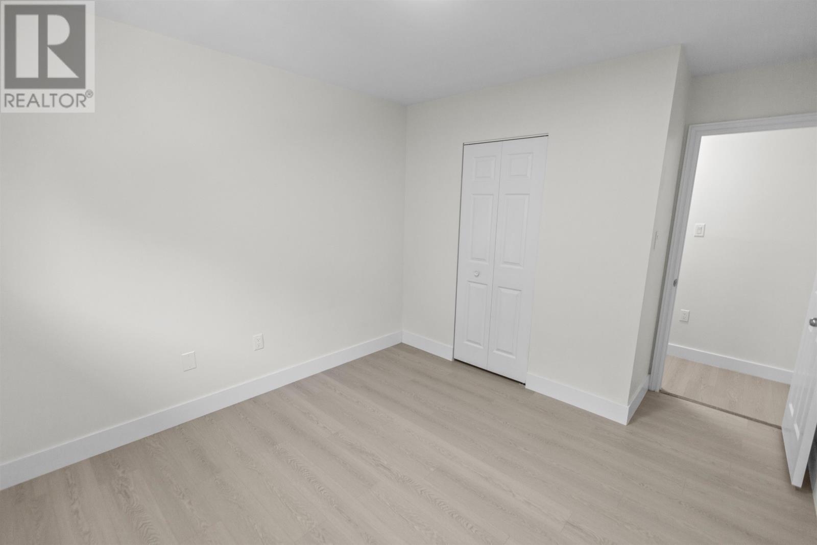 109 Westridge Crescent Property Photo 9