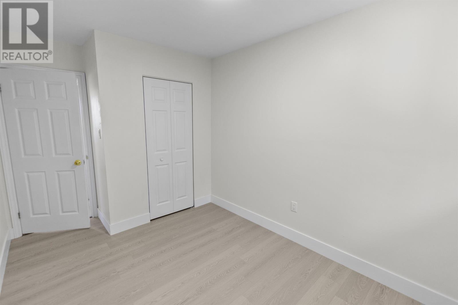 109 Westridge Crescent Property Photo 13