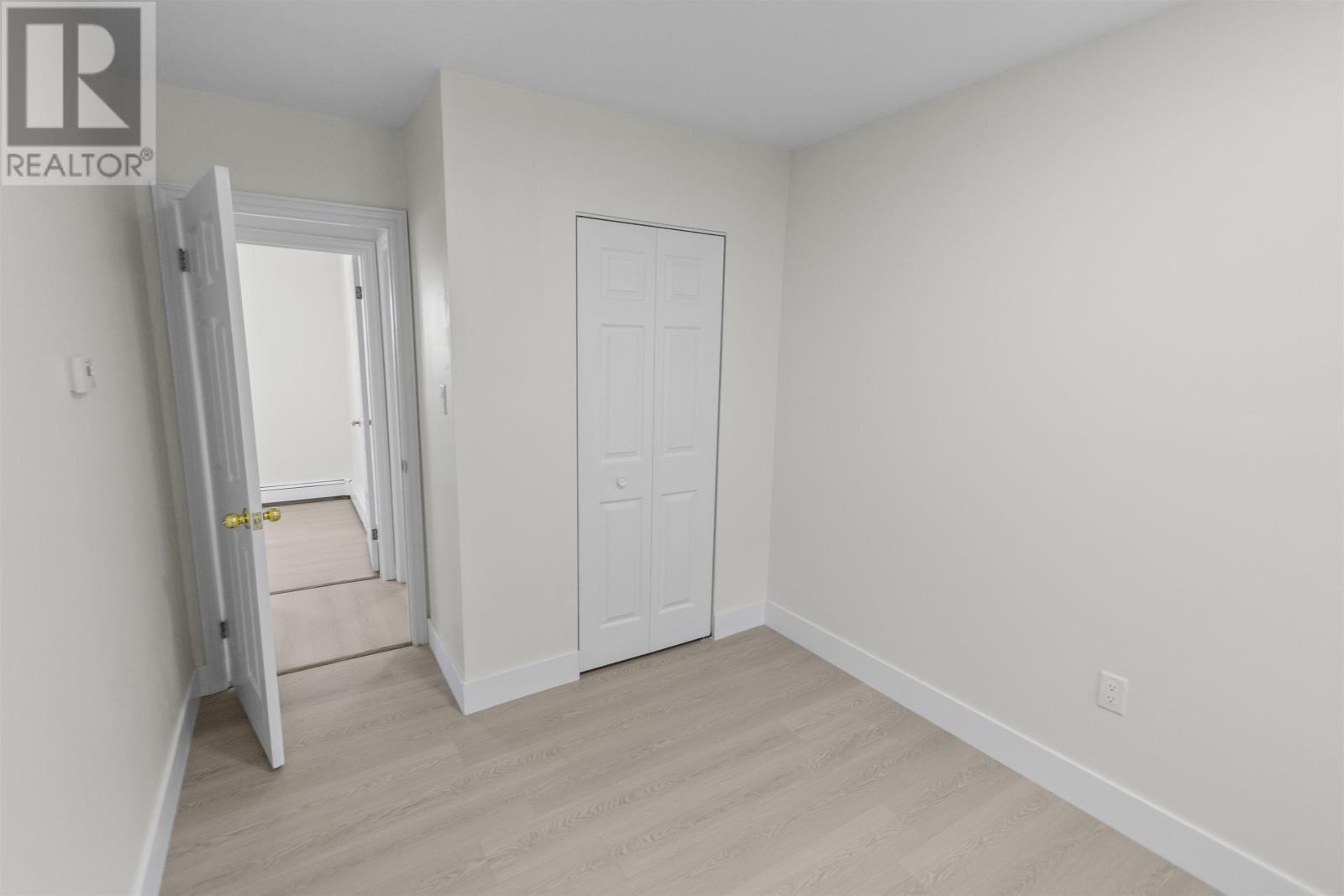 109 Westridge Crescent Property Photo 14