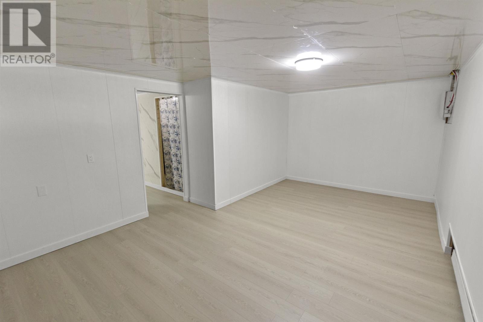109 Westridge Crescent Property Photo 15
