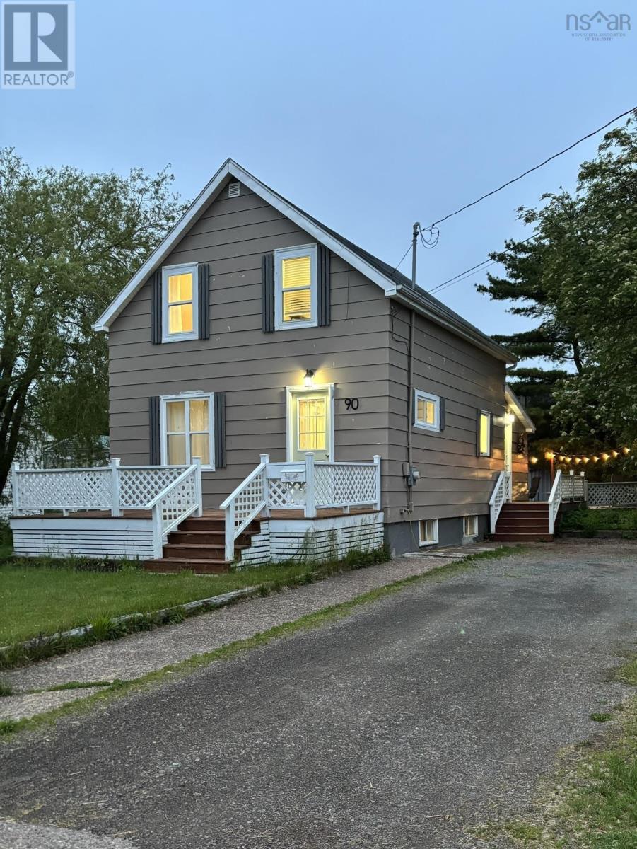 90 Hillcrest Ave Avenue Property Photo 4