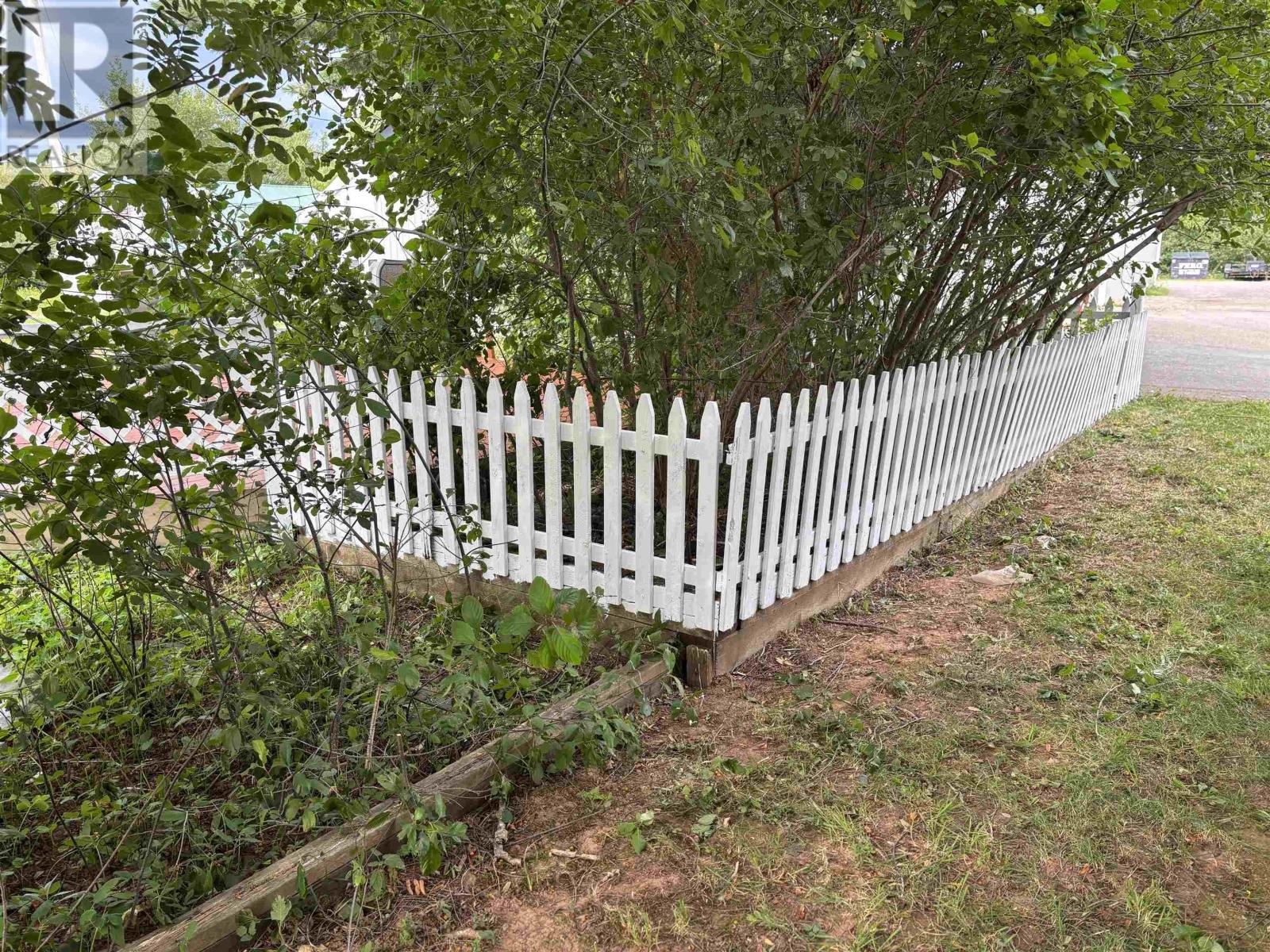 90 Hillcrest Ave Avenue Property Photo 9