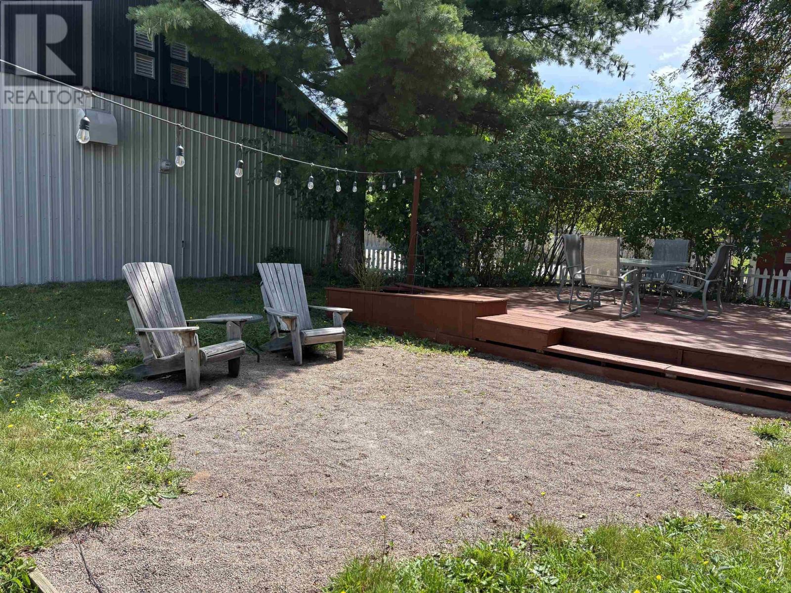 90 Hillcrest Ave Avenue Property Photo 45