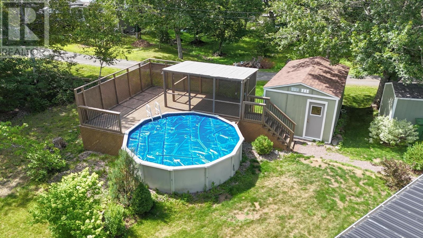 21 Lakeview Road Property Photo 7