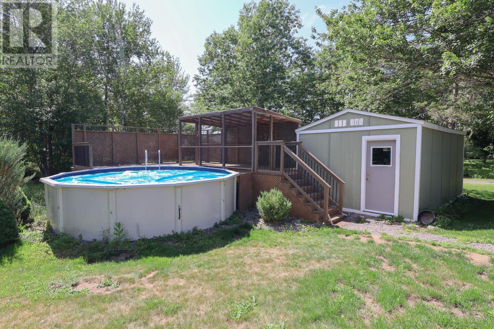 21 Lakeview Road Property Photo 37