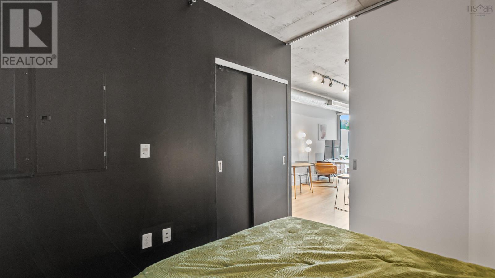423 1065 Barrington Street Property Photo 12