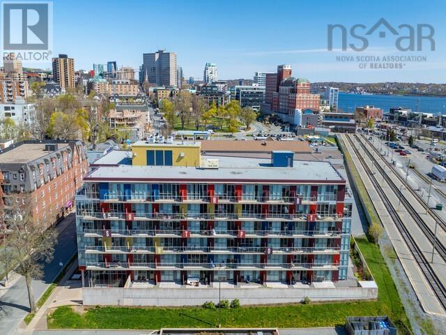 423 1065 Barrington Street Property Photo 20