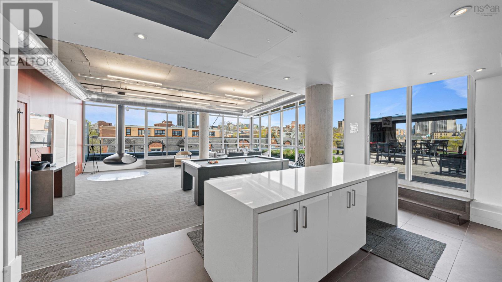 423 1065 Barrington Street Property Photo 22