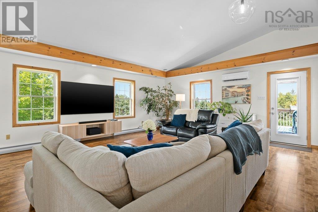 349 Highway 14 Property Photo 9