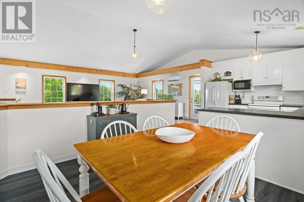 349 Highway 14 Property Photo 18