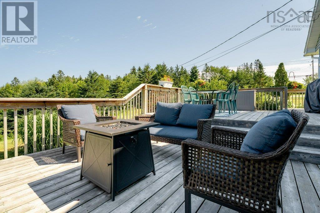 349 Highway 14 Property Photo 38