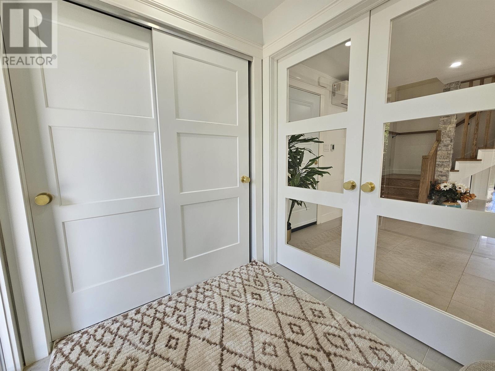 58 England Circle Property Photo 3