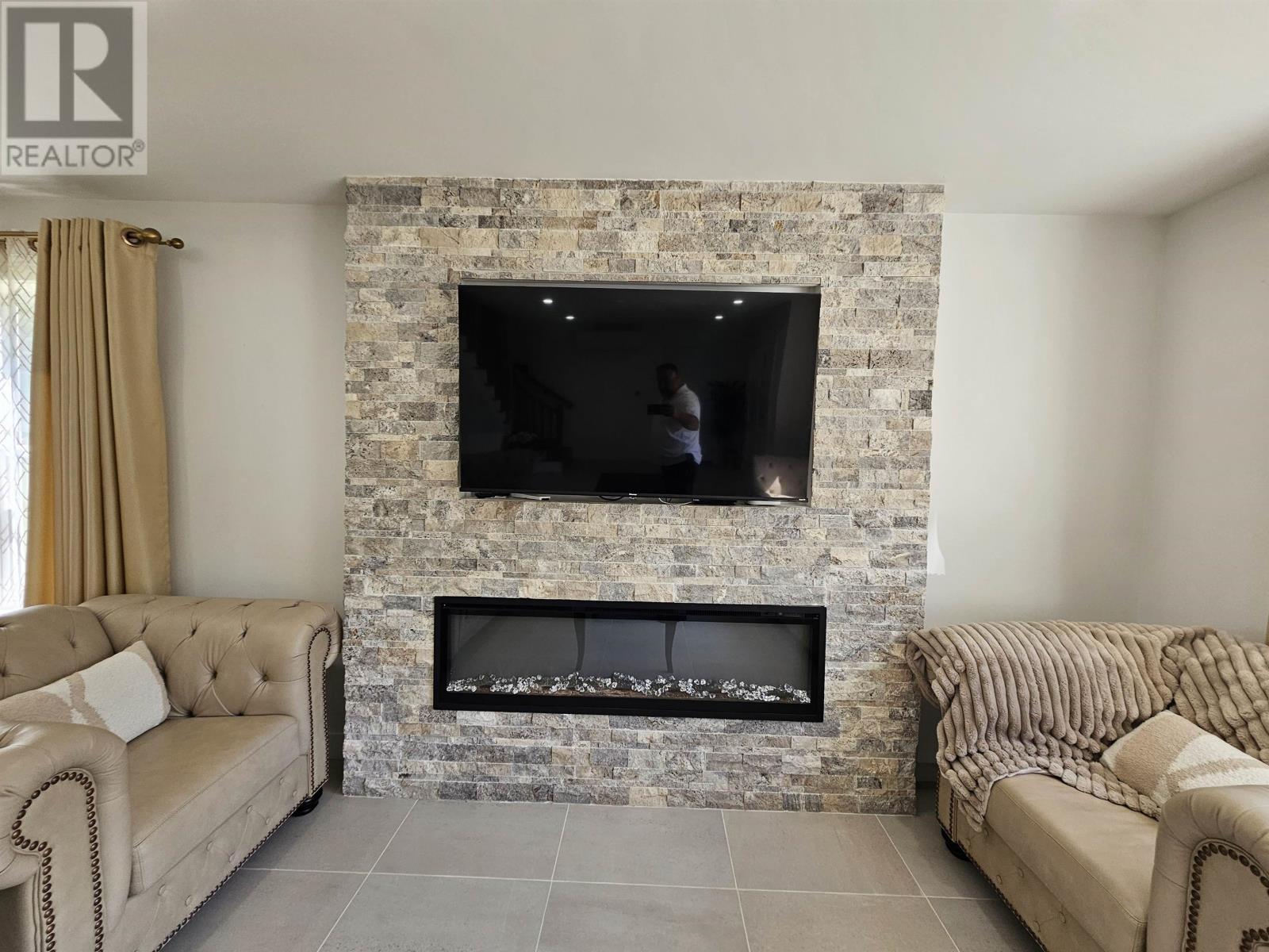 58 England Circle Property Photo 8
