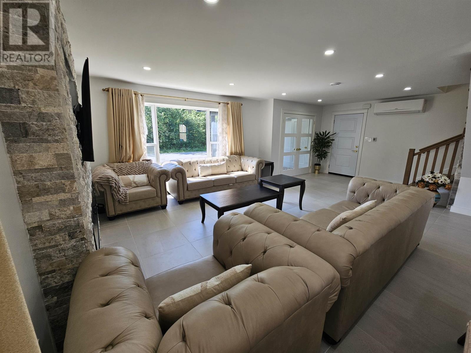 58 England Circle Property Photo 9