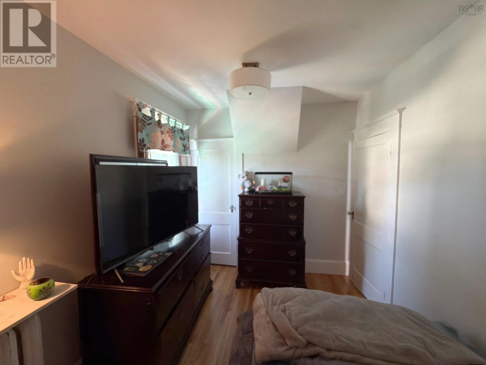 260 York Street Property Photo 13