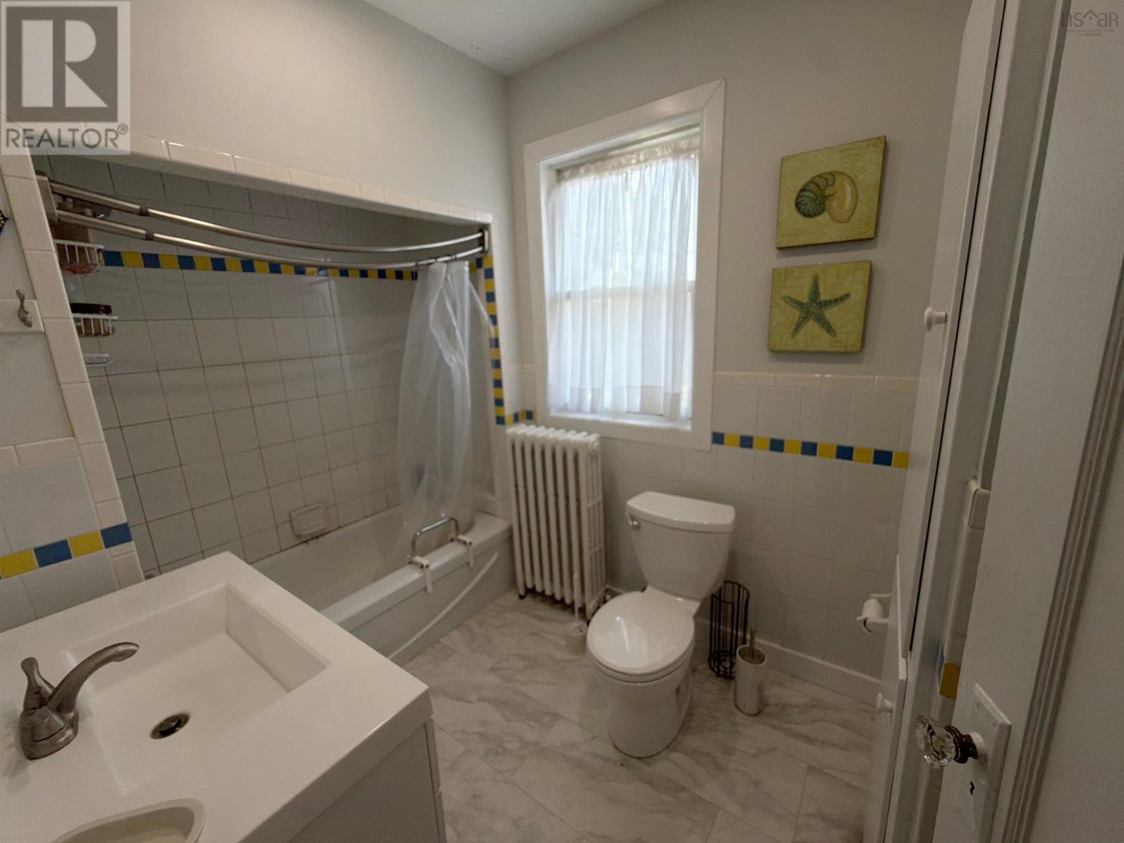 260 York Street Property Photo 23