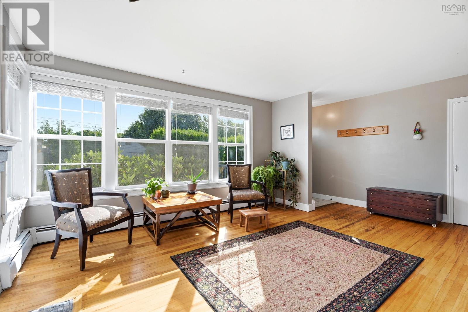 42 Birch Street Property Photo 6