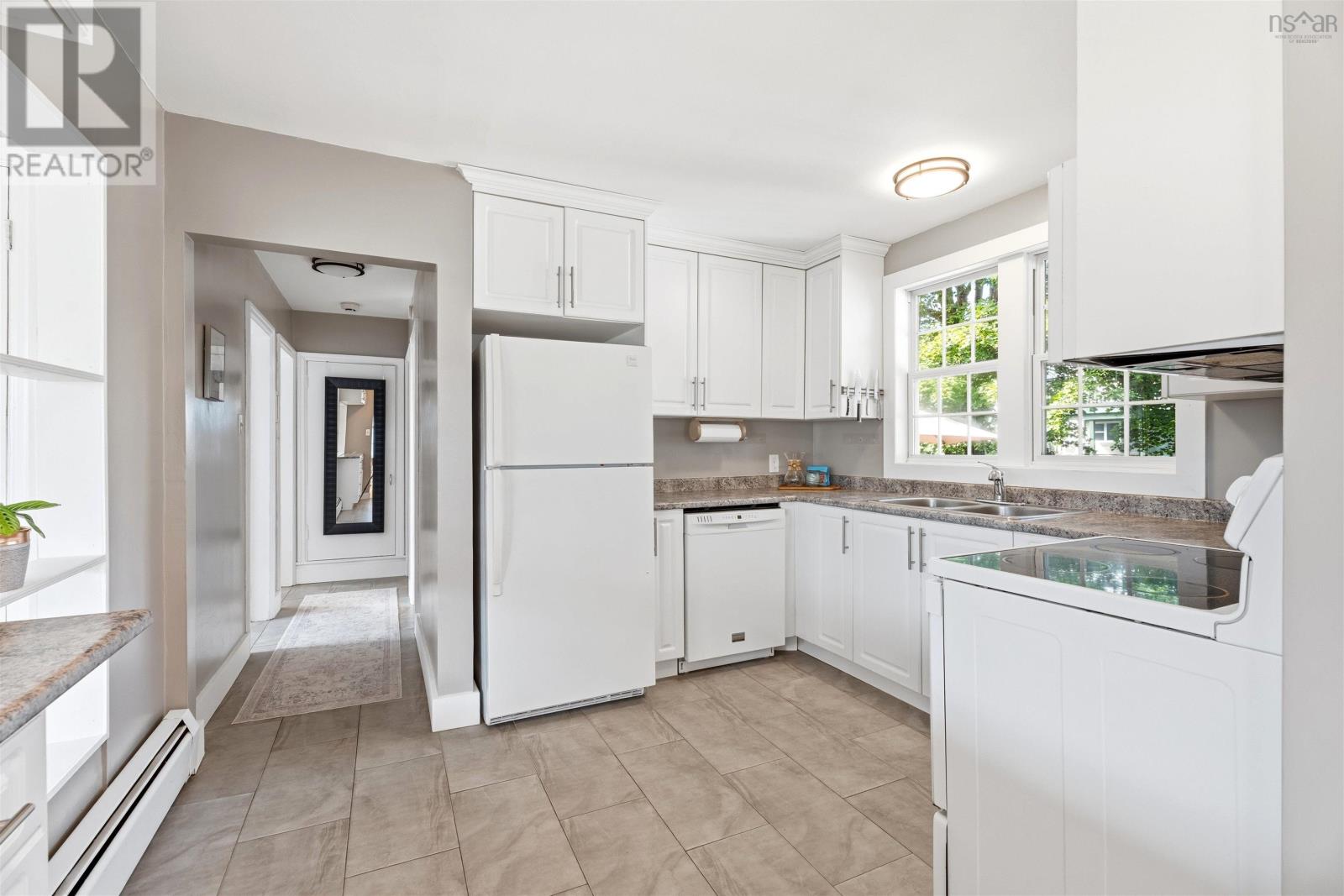 42 Birch Street Property Photo 15