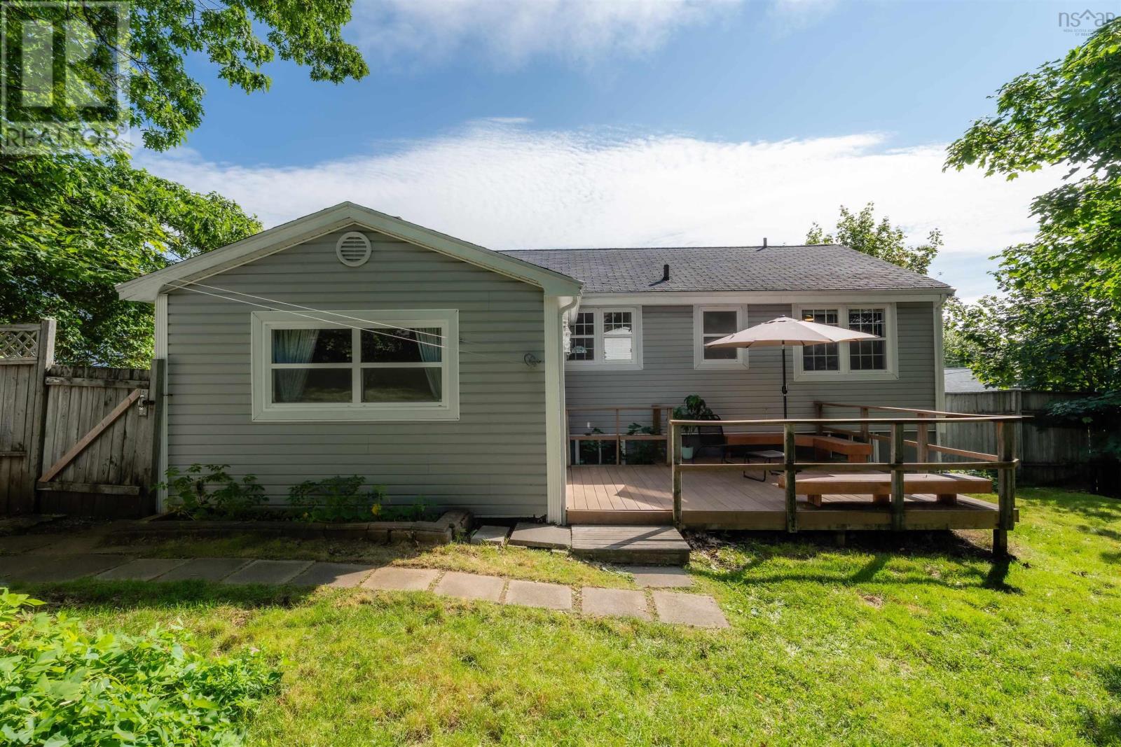 42 Birch Street Property Photo 34