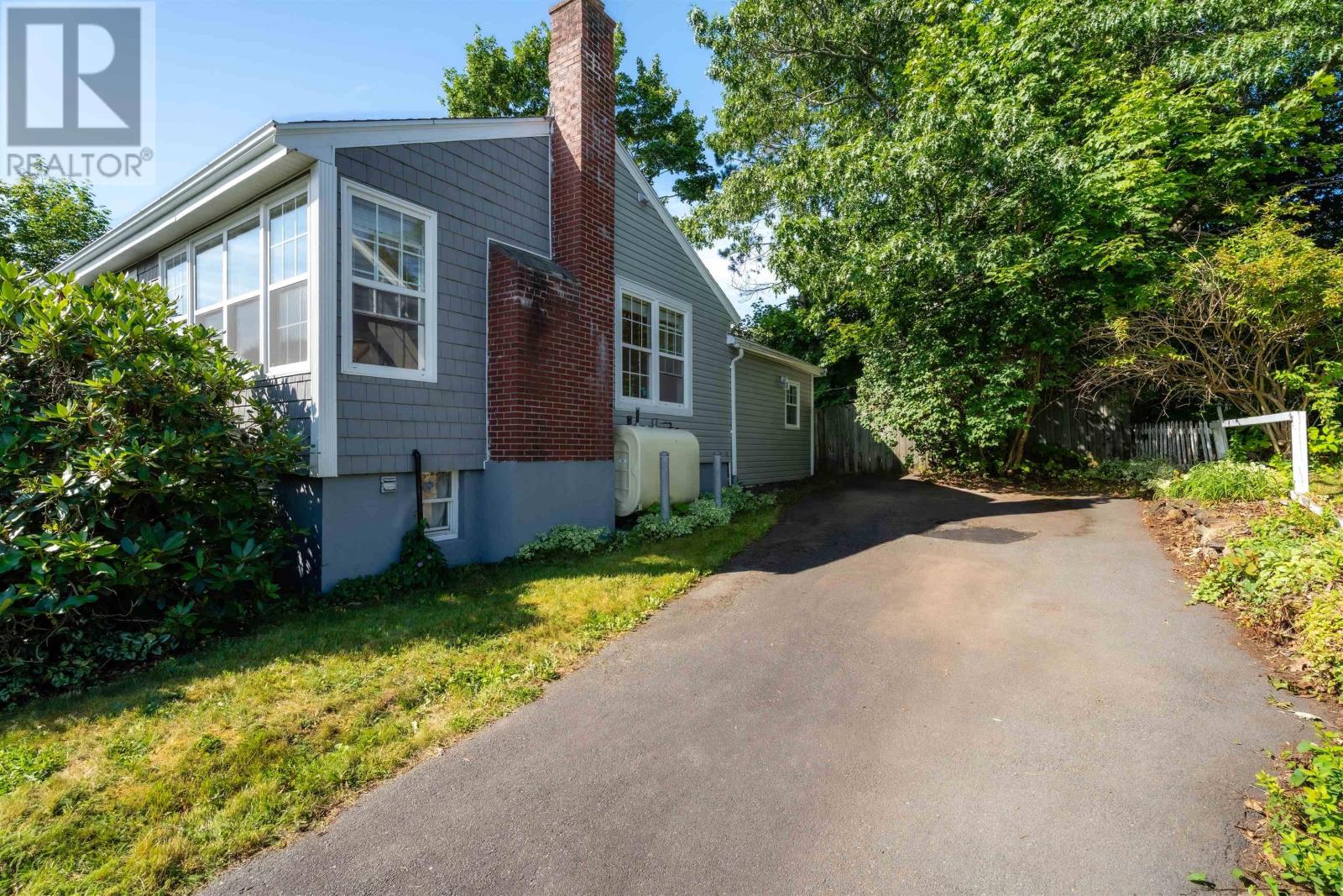 42 Birch Street Property Photo 45