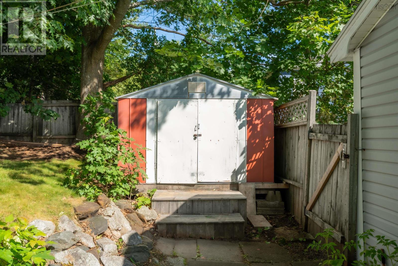 42 Birch Street Property Photo 48