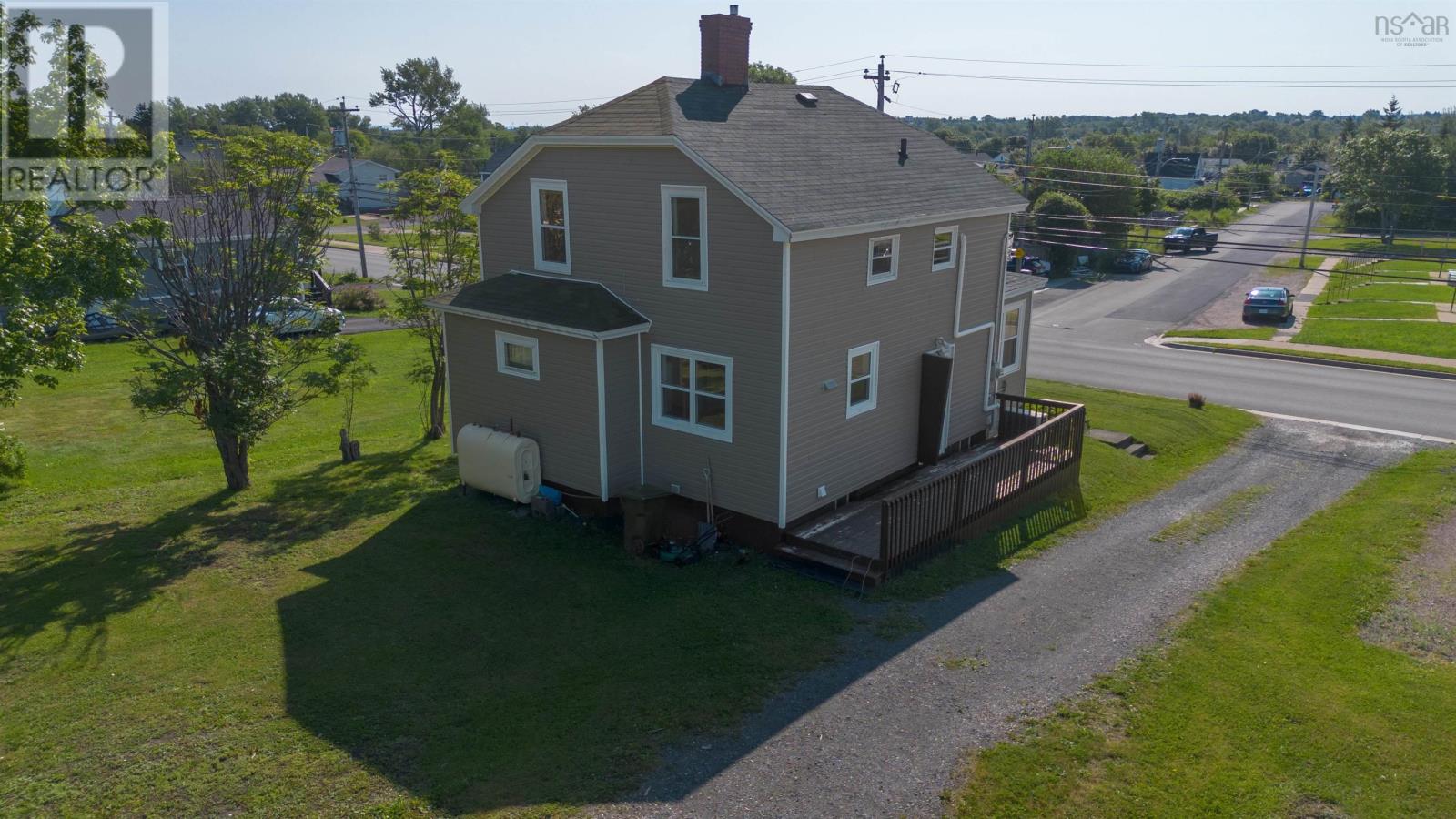 32 Highland Street Property Photo 3