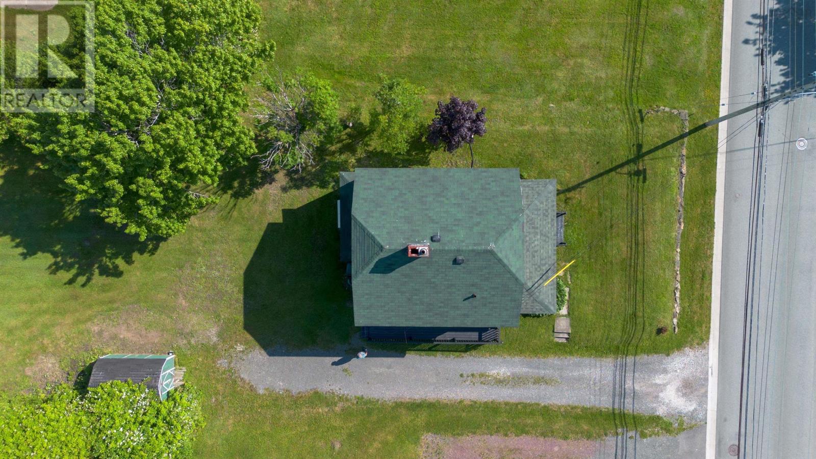 32 Highland Street Property Photo 8