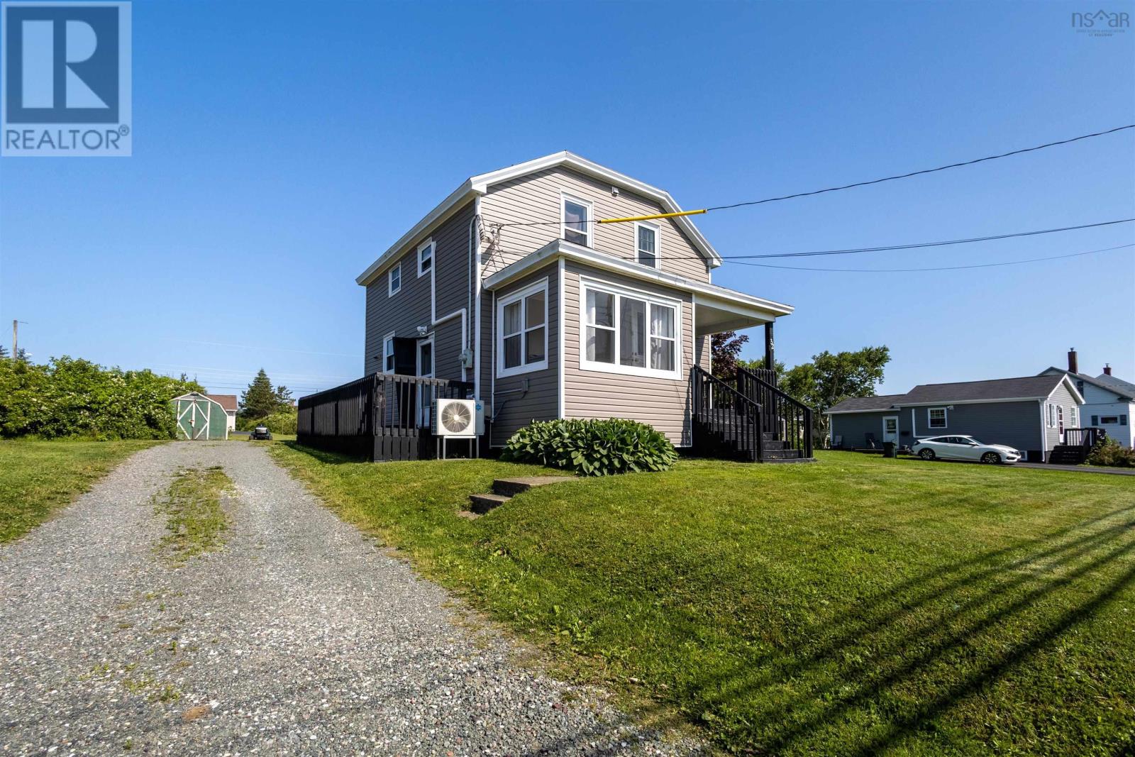 32 Highland Street Property Photo 14