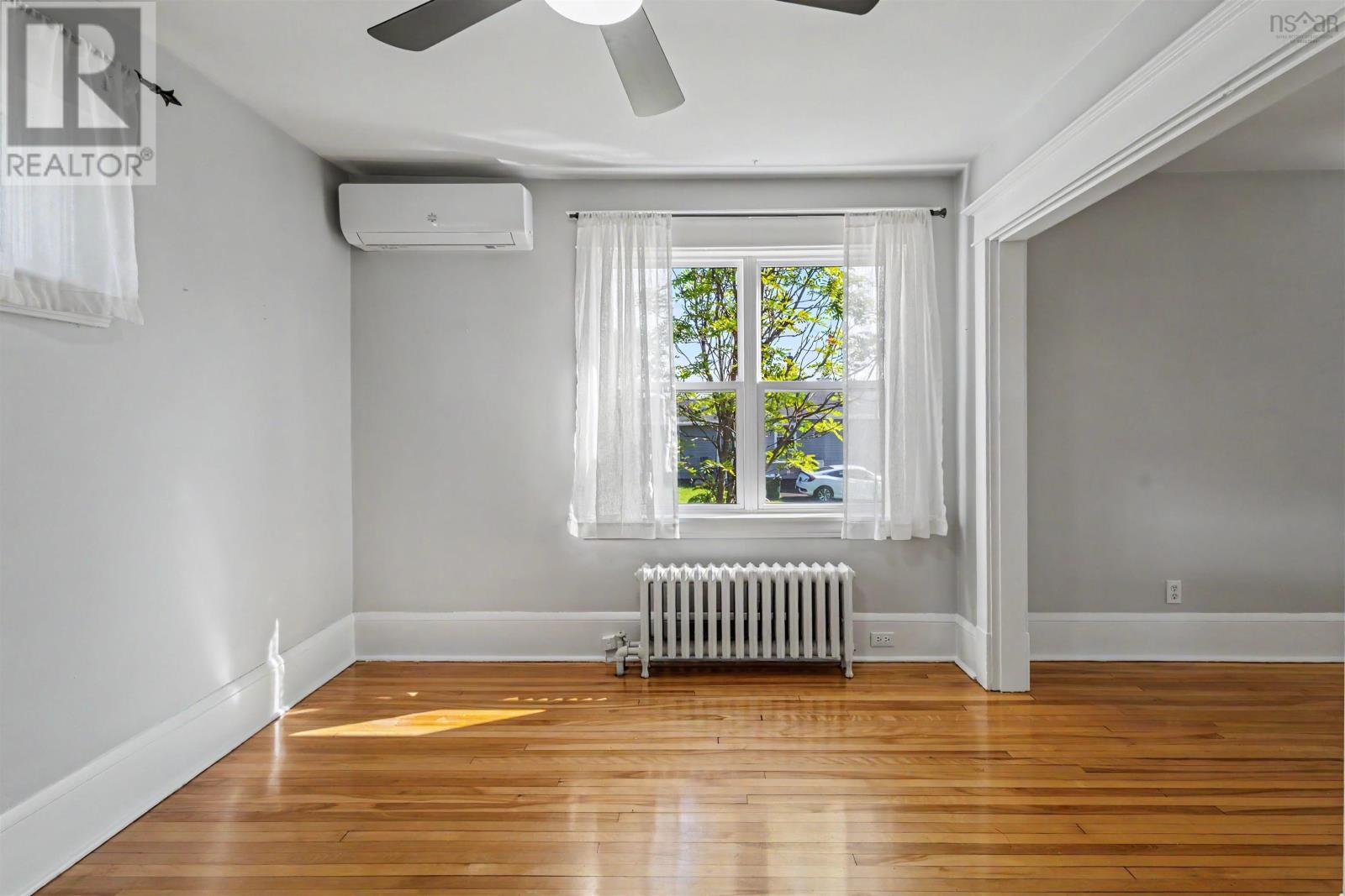 32 Highland Street Property Photo 17