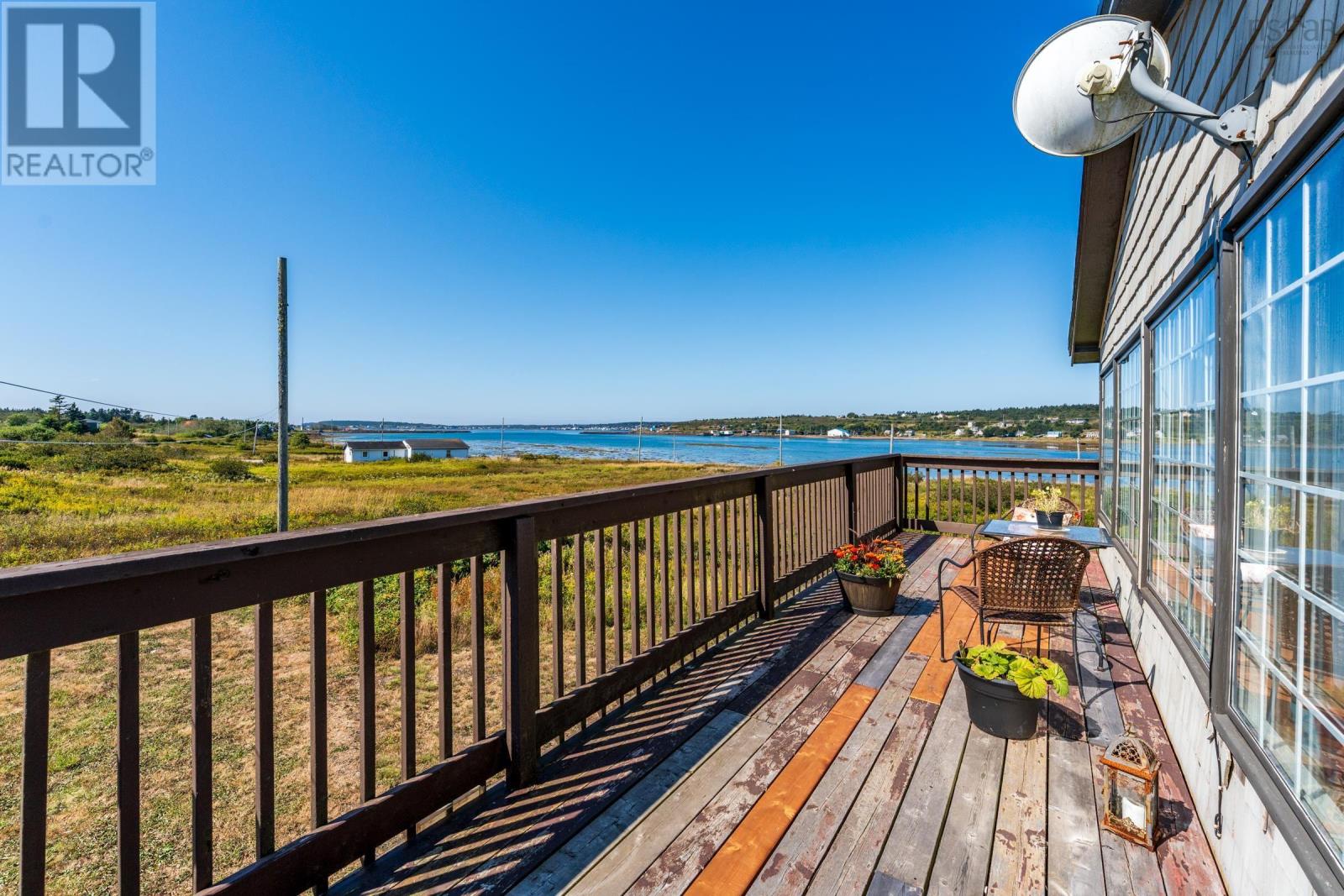 171 173 Overcove Road Property Photo 4