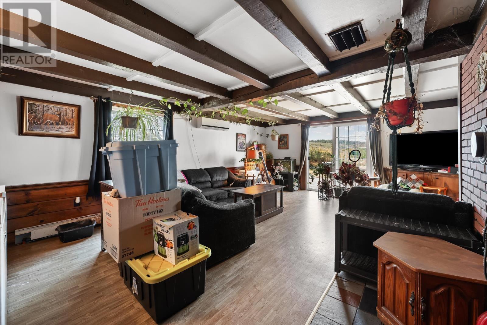 171 173 Overcove Road Property Photo 9
