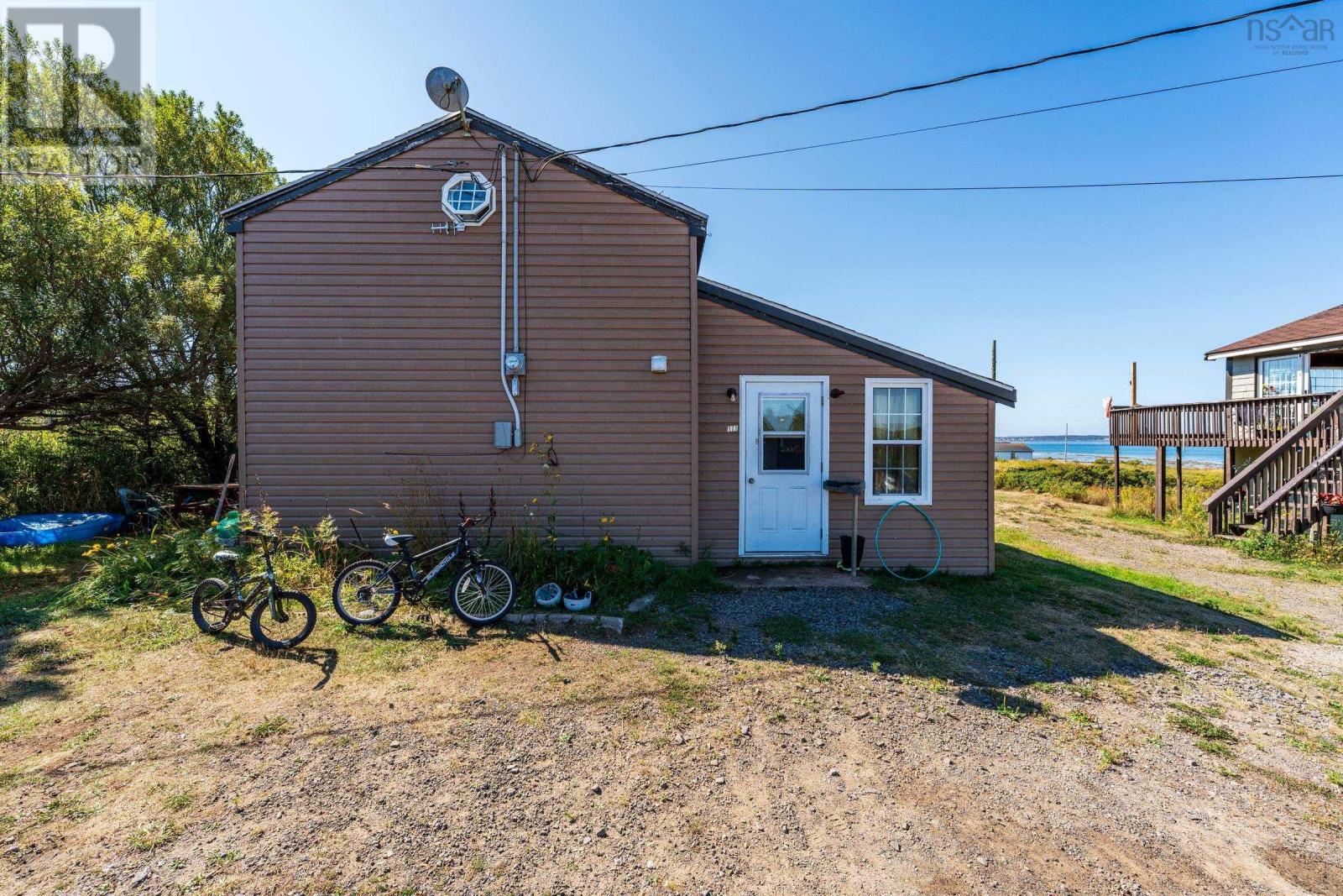 171 173 Overcove Road Property Photo 38
