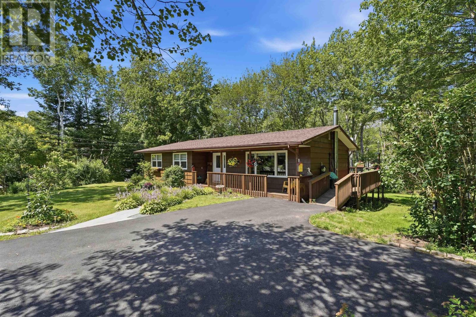 28 Elk Road Property Photo 1