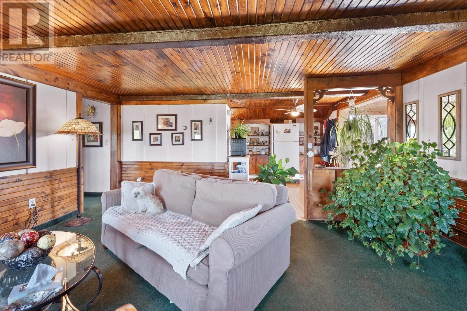 171 173 Overcove Road Property Photo 22