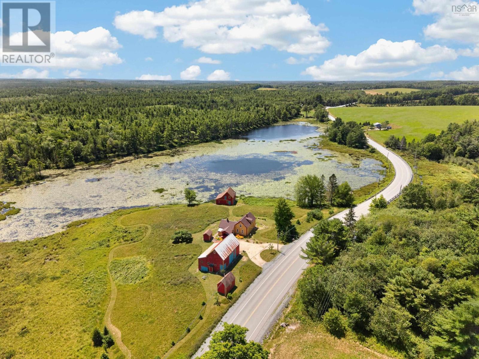5265 Highway 208 Property Photo 9