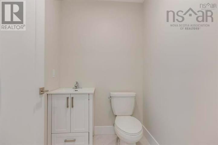 103 Flatrock Crescent Property Photo 12