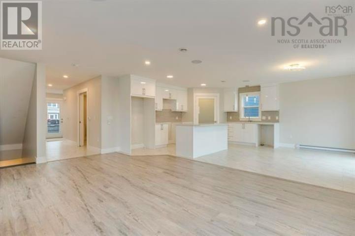 103 Flatrock Crescent Property Photo 14