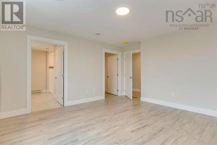 103 Flatrock Crescent Property Photo 26