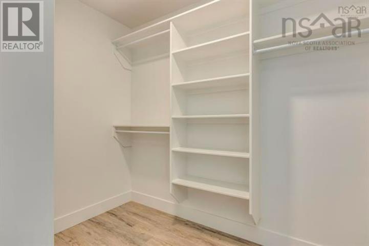 103 Flatrock Crescent Property Photo 28