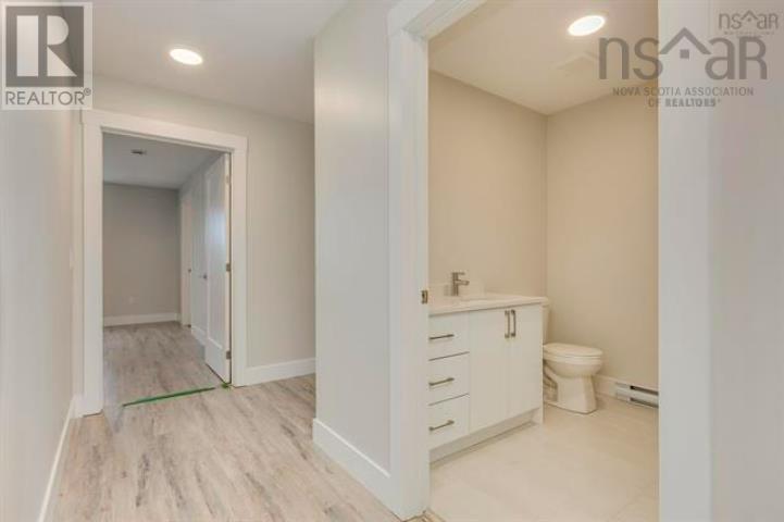 103 Flatrock Crescent Property Photo 29