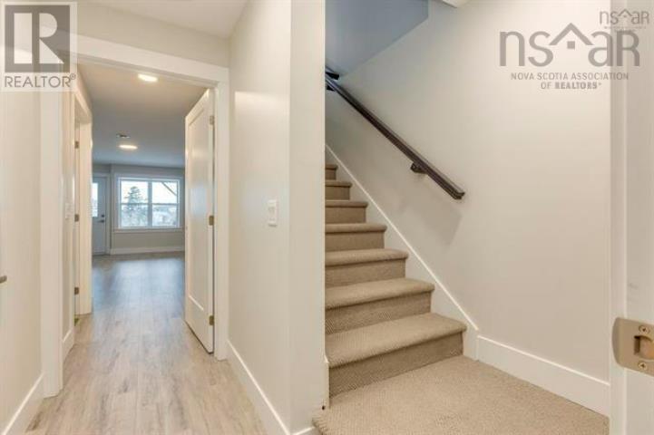 103 Flatrock Crescent Property Photo 36
