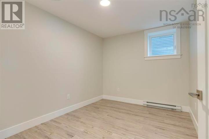 103 Flatrock Crescent Property Photo 43