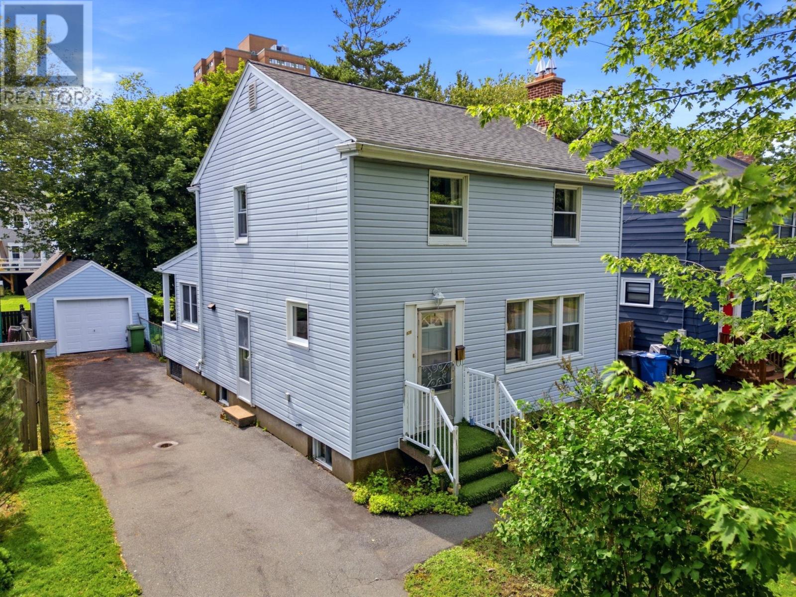 828 Bridges Street Property Photo 43