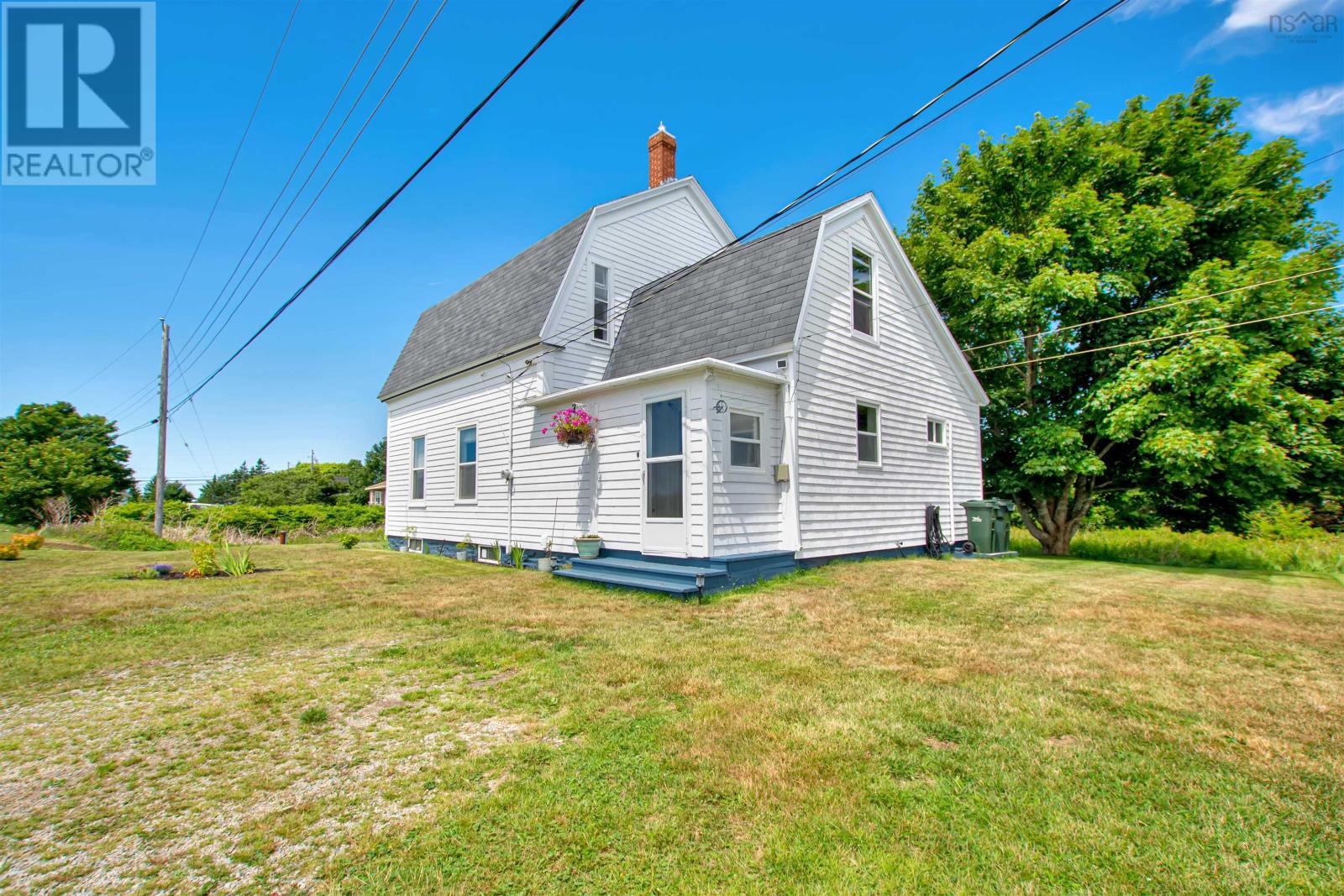 21 Sams Road Property Photo 2
